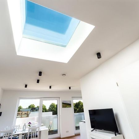 Gemuetliches Und Lichtdurchflutetes Penthouse Mit Sternenhimmelblick, Boxspringbett Und Terrasse - Gute Anbindung An Die Innenstadt カッセル エクステリア 写真